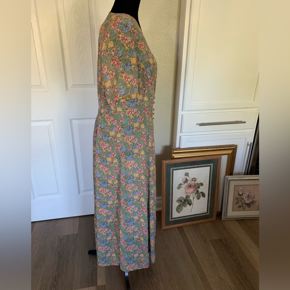 Vintage 90s sage green floral maxi dress - Picture 5 of 12